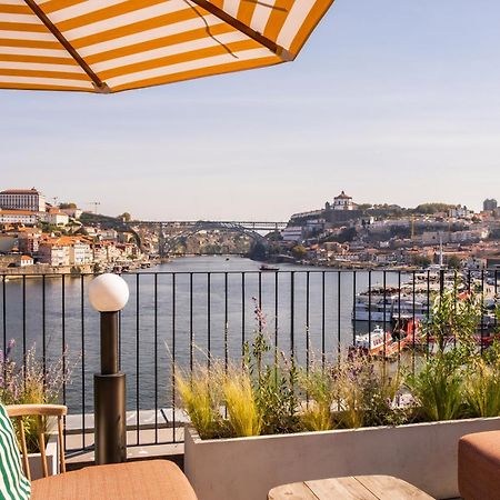 The Rebello Hotel & Spa - Small Luxury Hotels Of The World Βίλα Νόβα ντε Γκάια Εξωτερικό φωτογραφία The view from the hotel's rooftop terrace