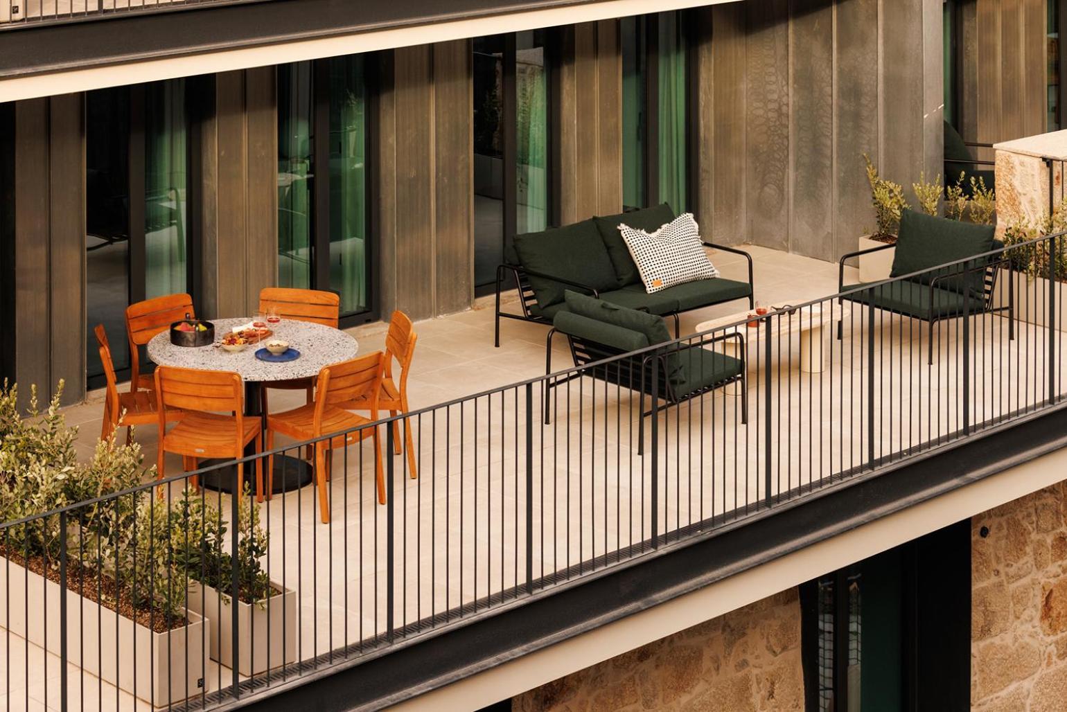The Rebello Hotel & Spa - Small Luxury Hotels Of The World Βίλα Νόβα ντε Γκάια Εξωτερικό φωτογραφία A balcony