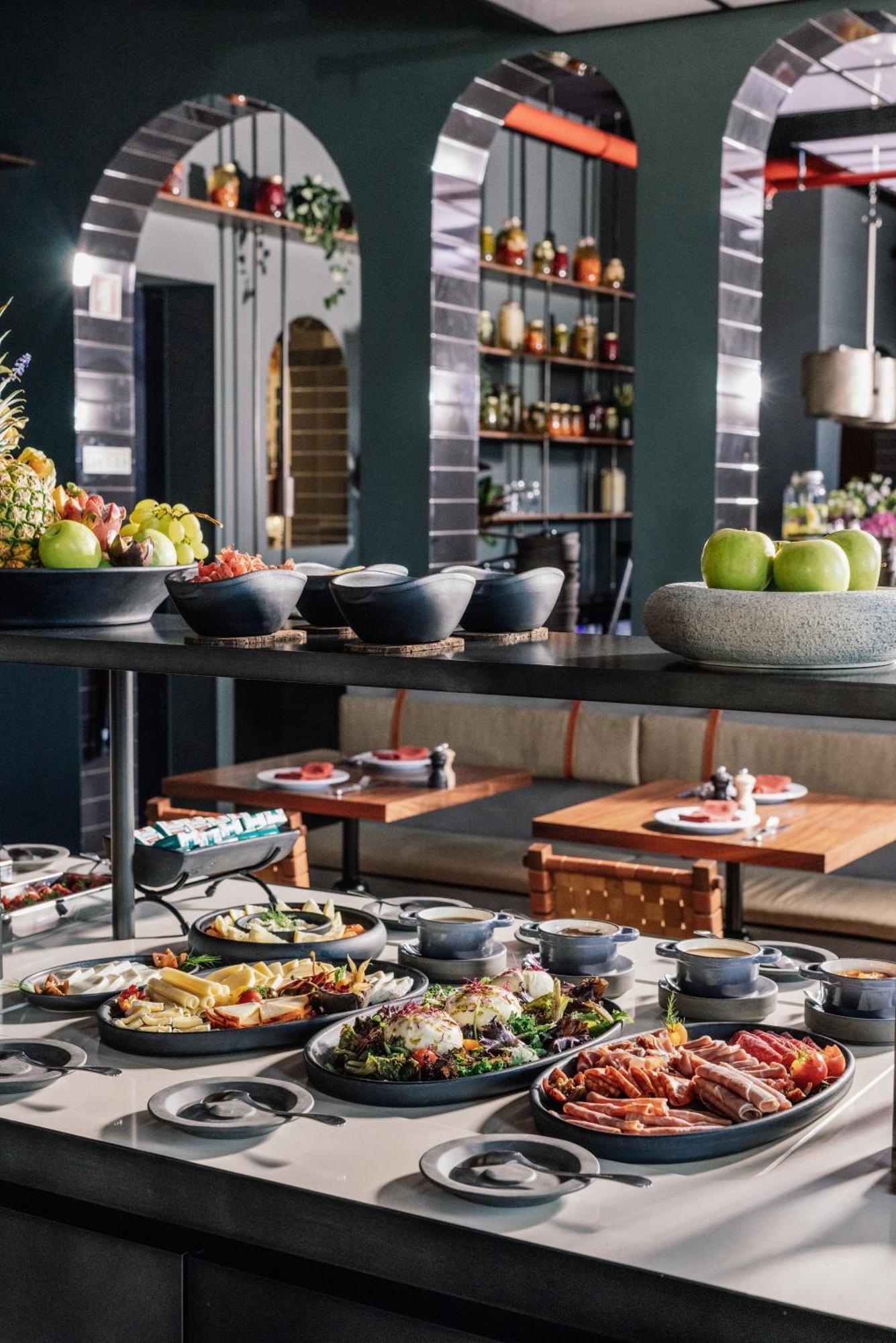 The Rebello Hotel & Spa - Small Luxury Hotels Of The World Βίλα Νόβα ντε Γκάια Εξωτερικό φωτογραφία The interior of the restaurant